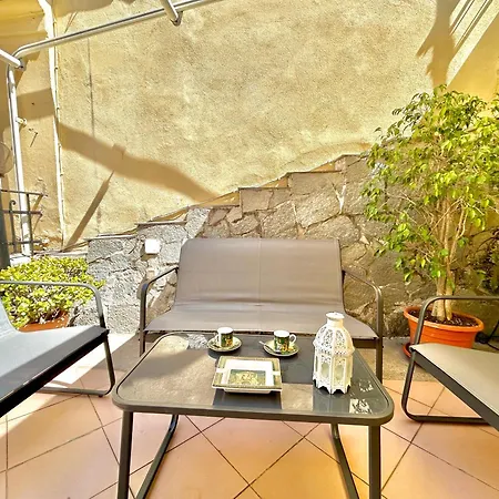 Joy Triolcale In Centro Con Terrazza Apartmán